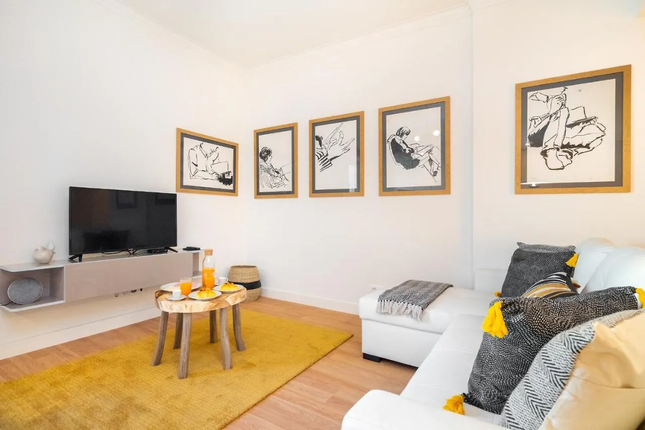 Whome | Anjos Stylish Apartment #10 Lisbon Portugal